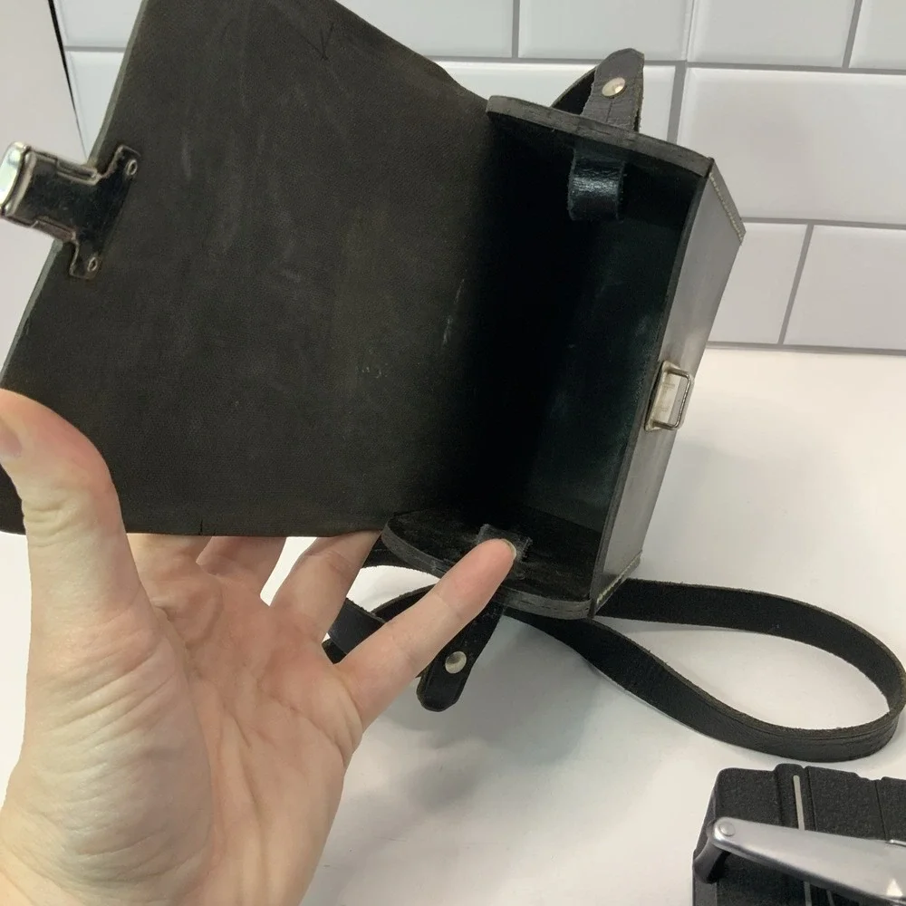 Bell & Howell Vintage 8mm Movie Camera Electric Eye with Case untested